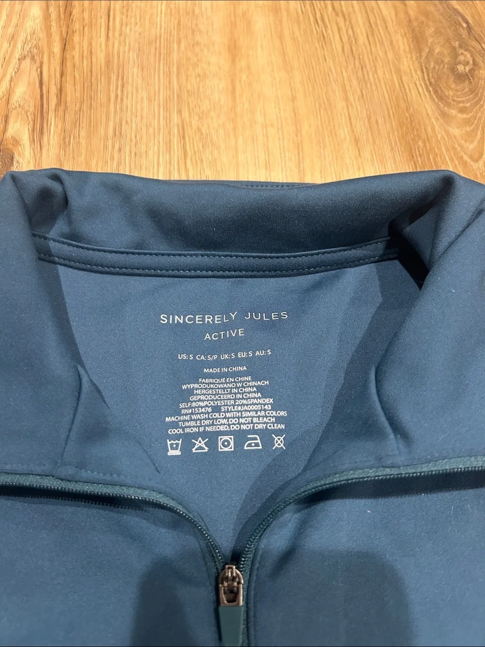 Sincerely Jules Navy Crop Zip Tank & Bike Shorts with Lime Trim - Picture 2 of 6